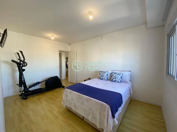 Imagem Amplo apartamento à venda com 4 quartos, sendo 2 suítes, e 4 banheiros no total. Este apartamento ...