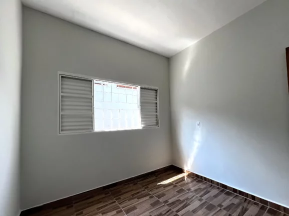 Imagem Casa tipo para venda em Residencial São Domingos com 3 quartos, sendo 1 suíte, 156m2