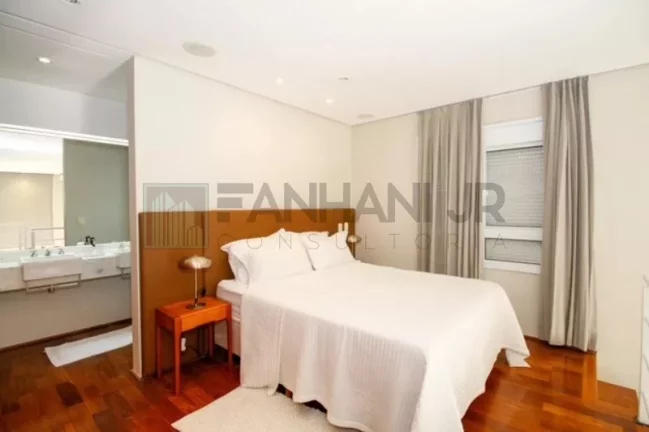 Imagem Excelente apartamento para locação em Cerqueira César, São Paulo-SP: 1 quarto, 1 suíte, 3 salas, 2 banheiros, 2 vagas de garagem, 90m².