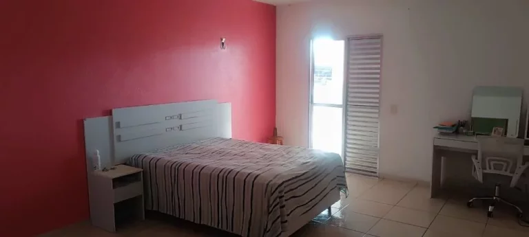Imagem Casa com 3 dormitórios à venda, 167 m² por R$ 350.000,00 - Jardim Varan - Suzano/SP