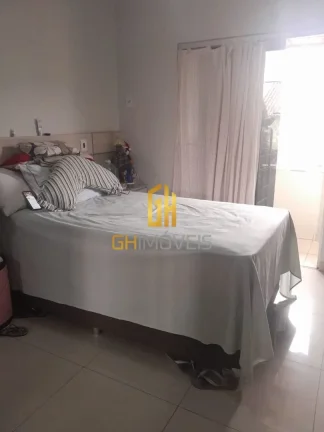 Imagem Belíssimo sobrado com 3 quartos no Condomínio Gramado Residence, com 125m² de área construída p...