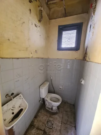Imagem Casa a venda na Rua Senador Alencar, 1301 - Centro, com 2 quartos, 2 banheiros, Quintal e 1 Vaga de ...
