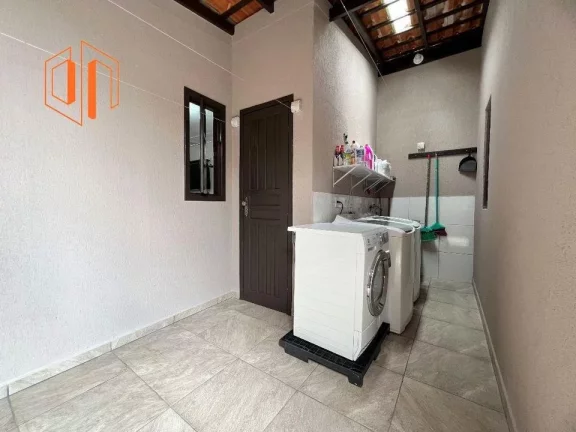 Imagem Casa para Venda em São José dos Pinhais, Cruzeiro, 2 dormitórios, 1 suíte, 3 banheiros, 2 vagas
