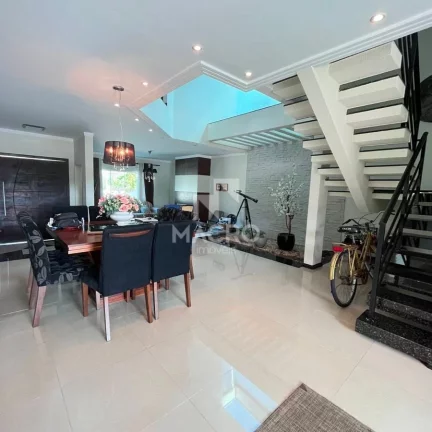 Imagem Casa Alto Padrão | Amizade | 3 quartos (1 suíte) | 320.11m²