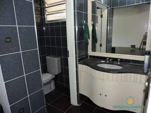 Imagem Casa com 3 suítes, piscina! Próximo ao Shopping Granja Viana