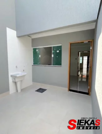 Imagem Aluguel de Casa Espaçosa na Vila Alpina, São Paulo-SP: 3 quartos, 1 suíte, 1 sala, 3 banheiros, 2 vagas, 96m²!