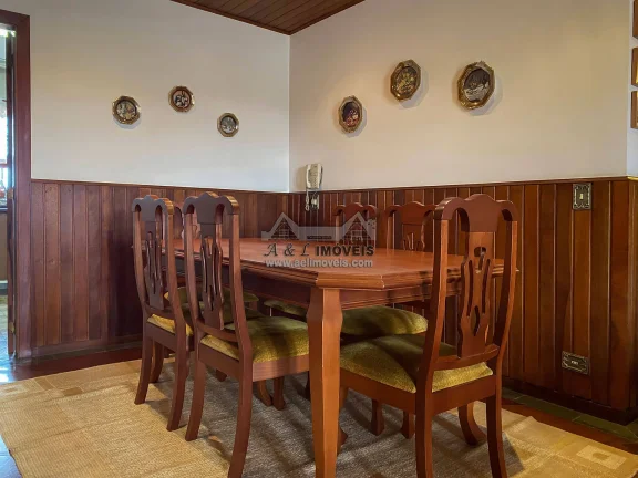 Imagem Apartamento à venda em Campos do Jordão - Com vista panorâmica