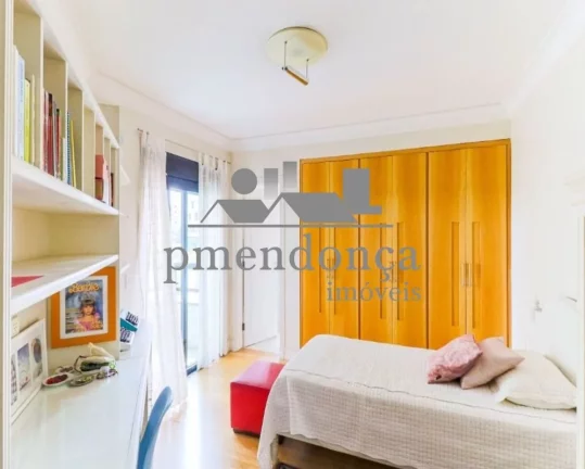 Imagem Apartamento de alto padrão em rua muito cobiçada na Vila Madalena.
