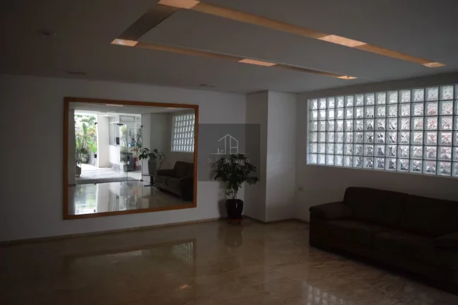 Imagem Apartamento com 3 dorm 1 suite 1 vaga Prox metro e Paulista