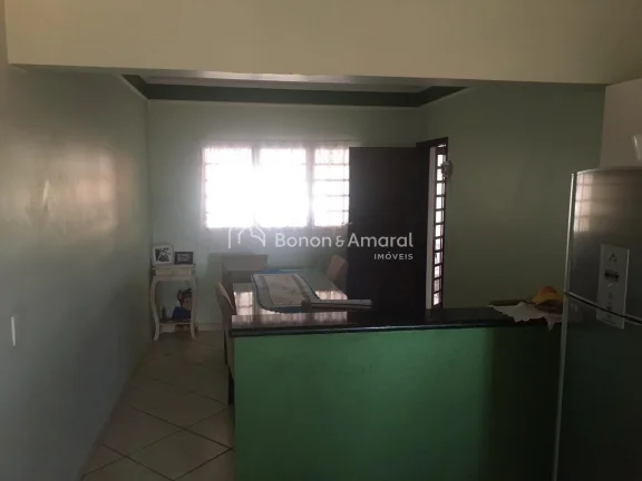 Imagem Linda casa á venda à venda em Condomínio Fechado em Valinhos/SP. 3 dormitórios, 1 suíte, 2 banh...