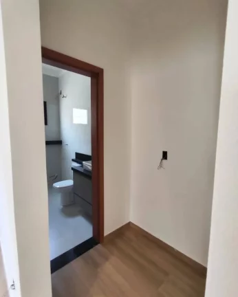 Imagem Linda casa térrea no Villa Verde