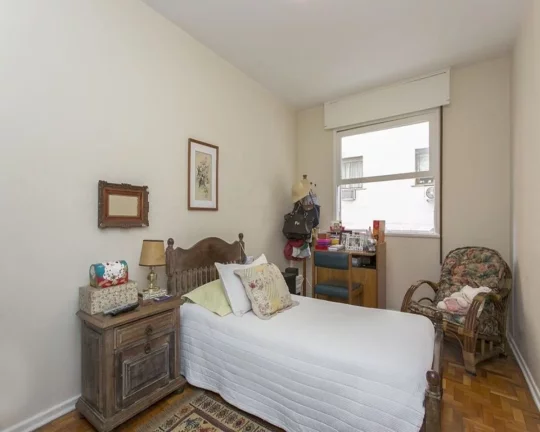 Imagem Apartamento a venda em Higienópolis com 3 quartos e 1 vaga, 136m²