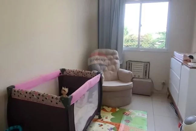 Imagem Apartamento à venda com 2 quartos, 1 suíte com 64 m² em Vila Valqueire-RJ
