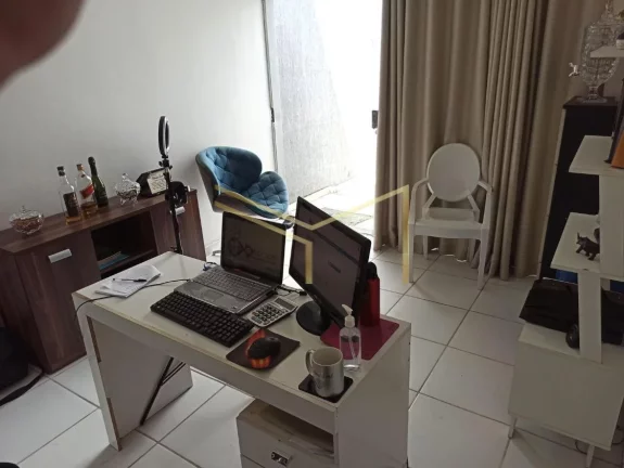 Imagem Imóvel comercial na Adenil Falcão!