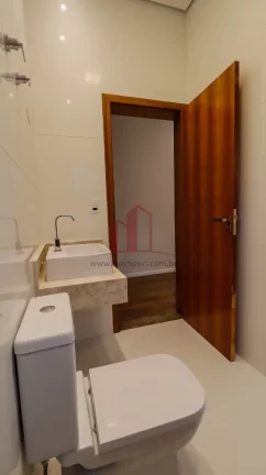 Imagem Imperdível casa à venda em Jundiaí-SP, Condomínio Reserva da Serra: 3 quartos, 1 suíte, 2 salas, 5 banheiros, 2 vagas, 265,09 m².