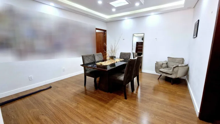 Imagem Casa à Venda em Itapetininga – 285 m², 4 Dormitórios, 1 Suíte, Piscina e Pomar em Terreno de 1.000 m²