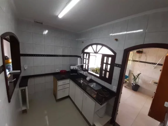 Imagem Linda Casa Principal (+ 2 Casas), 3 Quartos, 3 Banheiros, 2 Salas, Área de Churrasco Grande, 3 Vagas no Jardim Mauá-SP