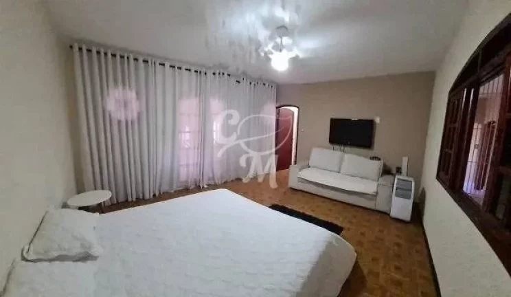 Imagem Casa com Quintal no Tulipas