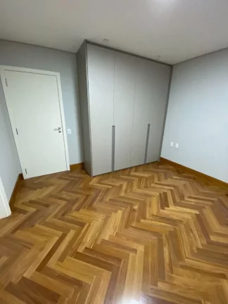 Imagem BelÃ­ssimo e requintado apartamento, em localizaÃ§Ã£o nobre da cidade! Contendo 365mÂ², Ã© distribuÃ...