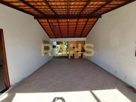 Imagem Você está em busca de um lar acolhedor e tranquilo? Apresentamos a você uma bela casa plana com 3...