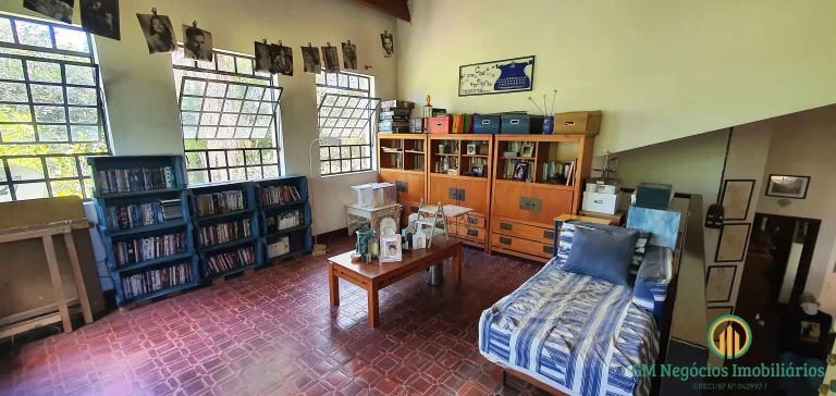 Imagem Oportunidade! Casa estilo chácara em condomínio