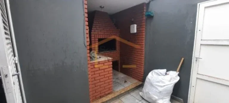 Imagem Sobrado com 112m², composto por 2 dormitórios, sala para dois ambientes, cozinha com area de servi...