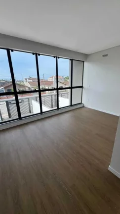 Imagem Geminado com 3 dormitórios sendo 1 suíte e 2 vagas de garagem Boa Vista | Joinville/SC