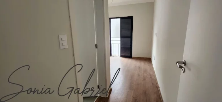 Imagem Imperdível! Casa em condomínio à venda em Vinhedo-SP, bairro Villaggio Maranello, 3 quartos, 3 suítes, 2 salas, 4 banheiros, 2 vagas, 145m². Imagem Imperdível! Casa em condomínio à venda em Vinhedo-SP, bairro Villaggio Maranello, 3 quartos, 3 suítes, 2 salas, 4 banheiros, 2 vagas, 145m².