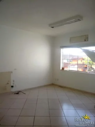 Imagem Amplo Sobrado - Localização Imbatível - Frente ao Supermercado Paulista