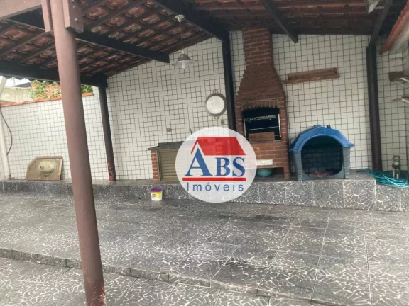 Imagem Casa isolada, 3 dormitórios com 1 suíte. Aceita FGTS e financiamento.