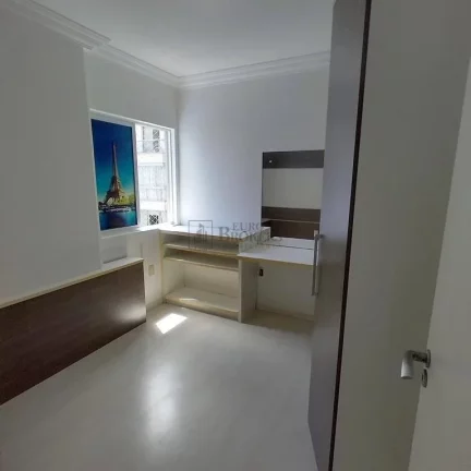 Imagem Apartamento Quadra Mar com 3 dormitórios à venda no Centro de Balneário Camboriú