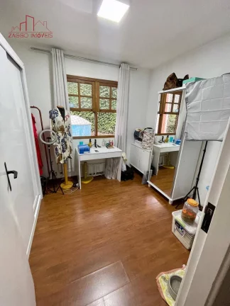 Imagem Casa em condomínio 159m² - 3 Dorm - 2 Vagas