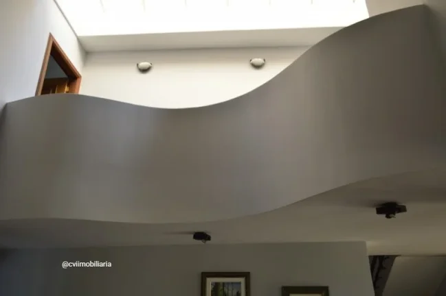 Imagem Descubra essa incrível casa à venda na Avenida Cremona, localizada no bairro Bandeirantes (Pampulh...