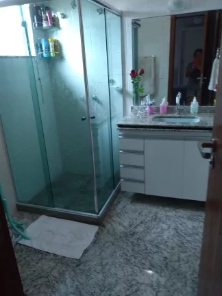 Imagem ATENÇÃO - Casa espetácular pertinho da praia.