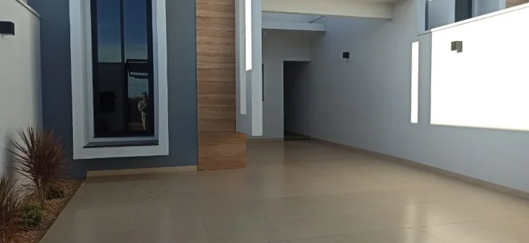Imagem Imperdível Casa à Venda em Toledo-PR 3 Quartos, 1 Suíte, 2 Salas, 3 Banheiros, 3 Vagas Jardim Pancera 90m²