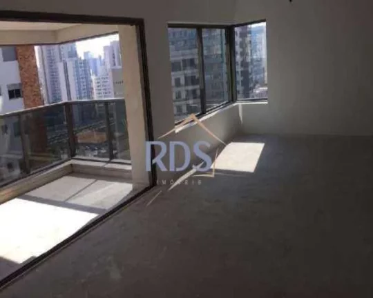 Vende apartamento de 192m² no Campo Belo prédio novo
