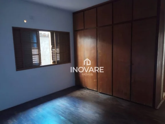 Imagem Casa com 3 dormitórios à venda, 200 m² por R$ 650.000,00 - Alto da Boa Vista - Itumbiara/GO