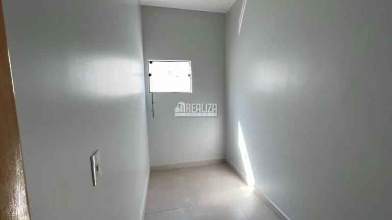 Imagem Casa à venda no Parque das Laranjeiras II, Uberaba - 3 dormitórios e suíte!