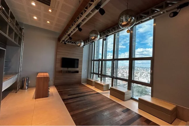 Imagem Apartamento à venda em Porto Alegre, Menino Deus, com 1 quarto, 73m2