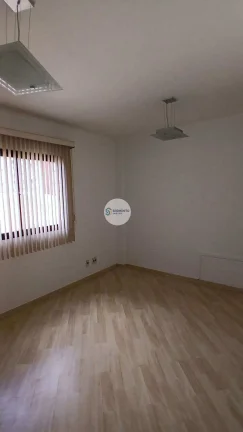 Imagem Conjunto Comercial, 76,11m2, à venda em Curitiba, Centro