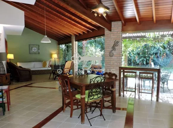 Imagem Casa no Cond. Forest Hills - Piscina aquecida, a. gourmet e muita natureza!