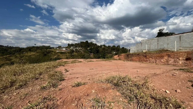 Terreno à venda no bairro Estância Santa Maria do Portão - Atibaia/SP