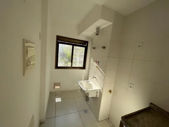 Imagem Apartamento para Venda em Rio de Janeiro, Freguesia, 2 dormitórios, 1 suíte, 2 banheiros, 1 vaga