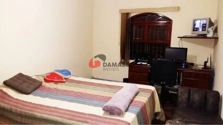 Imagem Sobrado à venda 3 Quartos, 1 Suite, 2 Vagas, 350M², Barcelona, São Caetano do Sul - SP