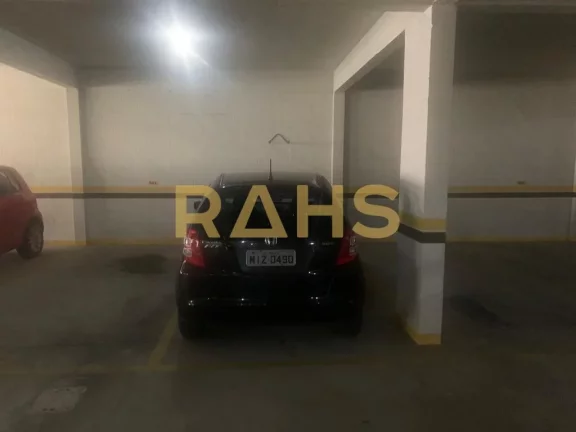 Imagem O apartamento com sacada integrada, conta com 02 dormitórios com ar condicionado já está instalad...