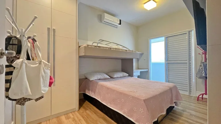 Imagem Imperdível apartamento de luxo na Riviera de São Lourenço Módulo 07: 4 quartos, 2 suítes, 3 salas, varanda gourmet e 2 vagas de garagem!