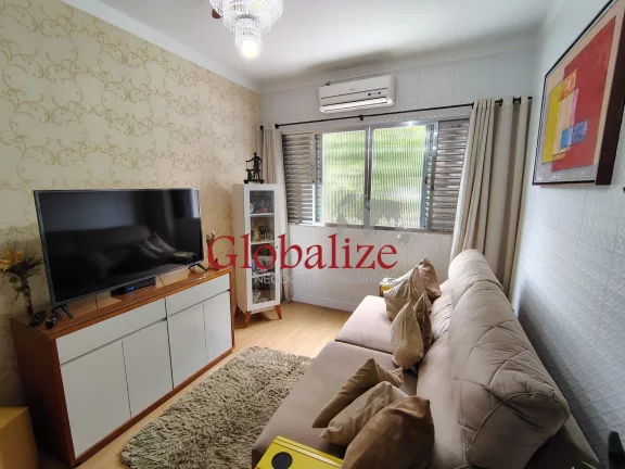 Imagem APARTAMENTO 02 DORMITÓRIOS, R$500.000,00, 74m², FICA À 1 QUADRA DA PRAIA, TOTALMENTE REFORMADO E ILUMINADO, LOCALIZAÇÃO PRIVILEGIADA