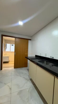 Imagem Apartamento de Alto Padrão 4 quartos no melhor da Praia da Costa no Ed. São Migu