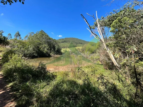 Imagem Fazenda em Joanópolis: Refúgio Rural Próximo à Cachoeira dos Pretos