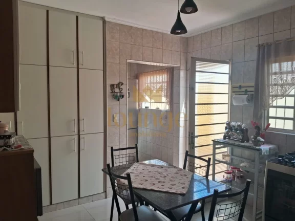 Imagem Casa Sobrado à venda em Jd. Maria do Carmo ZL - Sorocaba/SP